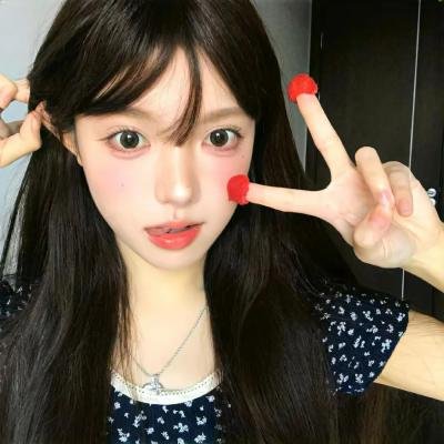 公寓里的两个女人